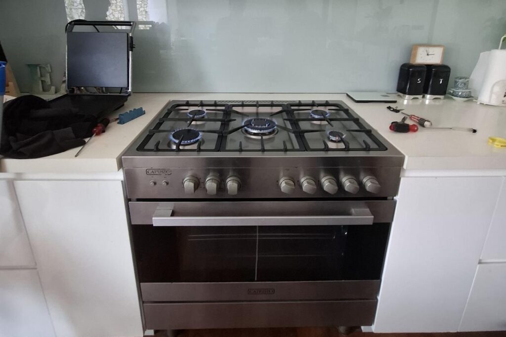 Service Kompor Modena